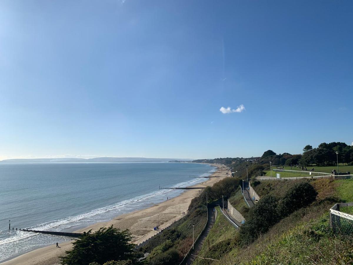Bournemouth Beachfront Retreat 3 Bedroom 3 Bathroom Seaside B&B With Free Parking Bagian luar foto